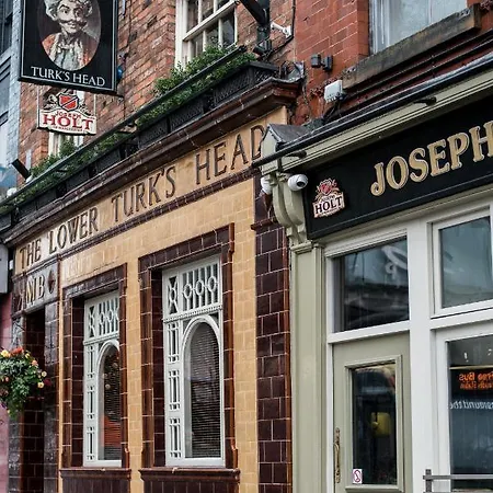 Lower Turks Head-2
